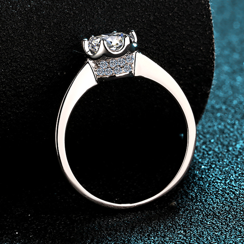 Moissanite Engagement Ring 1 Carat - Cincin Platinum PT950 Mewah dengan Moissanite