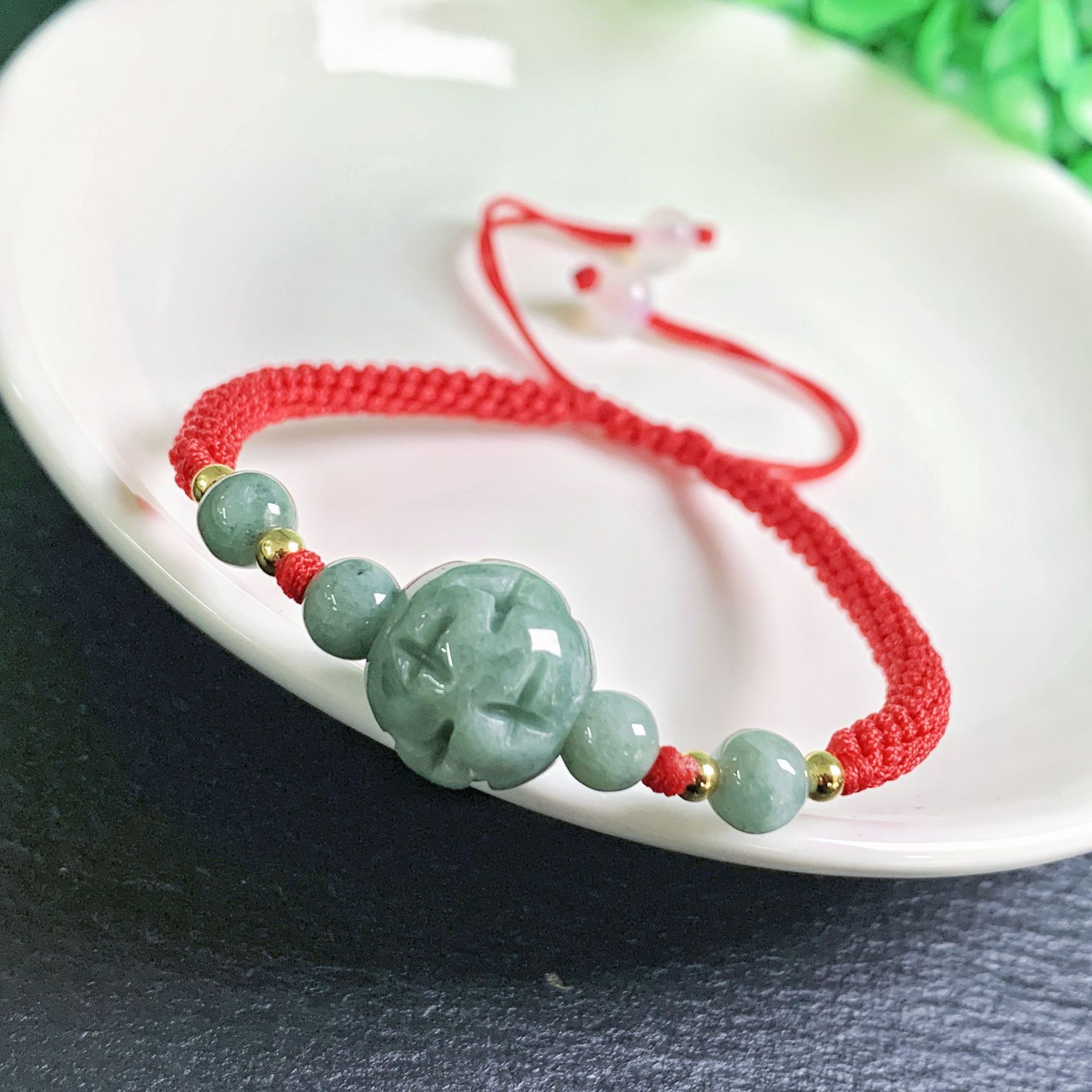 Gelang Manik Ukiran Giok Myanm - Bracelets ulasan dan harga