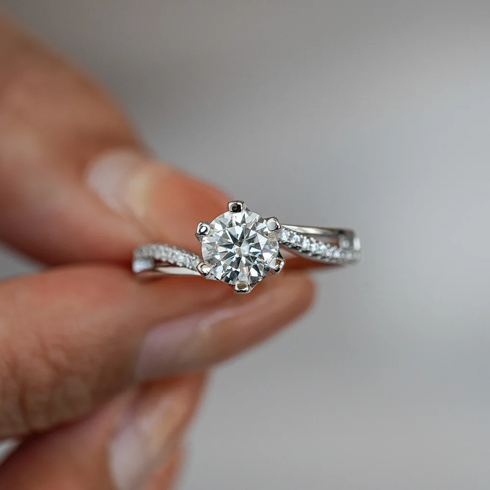 Cincin Moissanite Platinum PT9 - Moissanite Engagement Ring 1 Carat ulasan dan harga